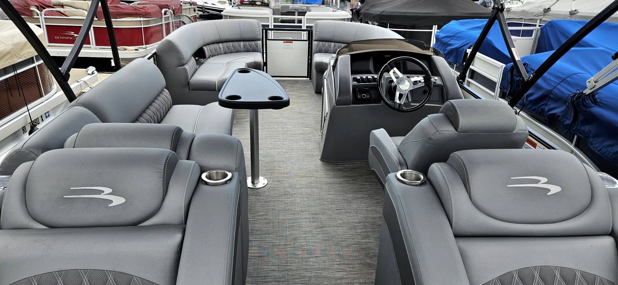 Bennington wraparound seating detail