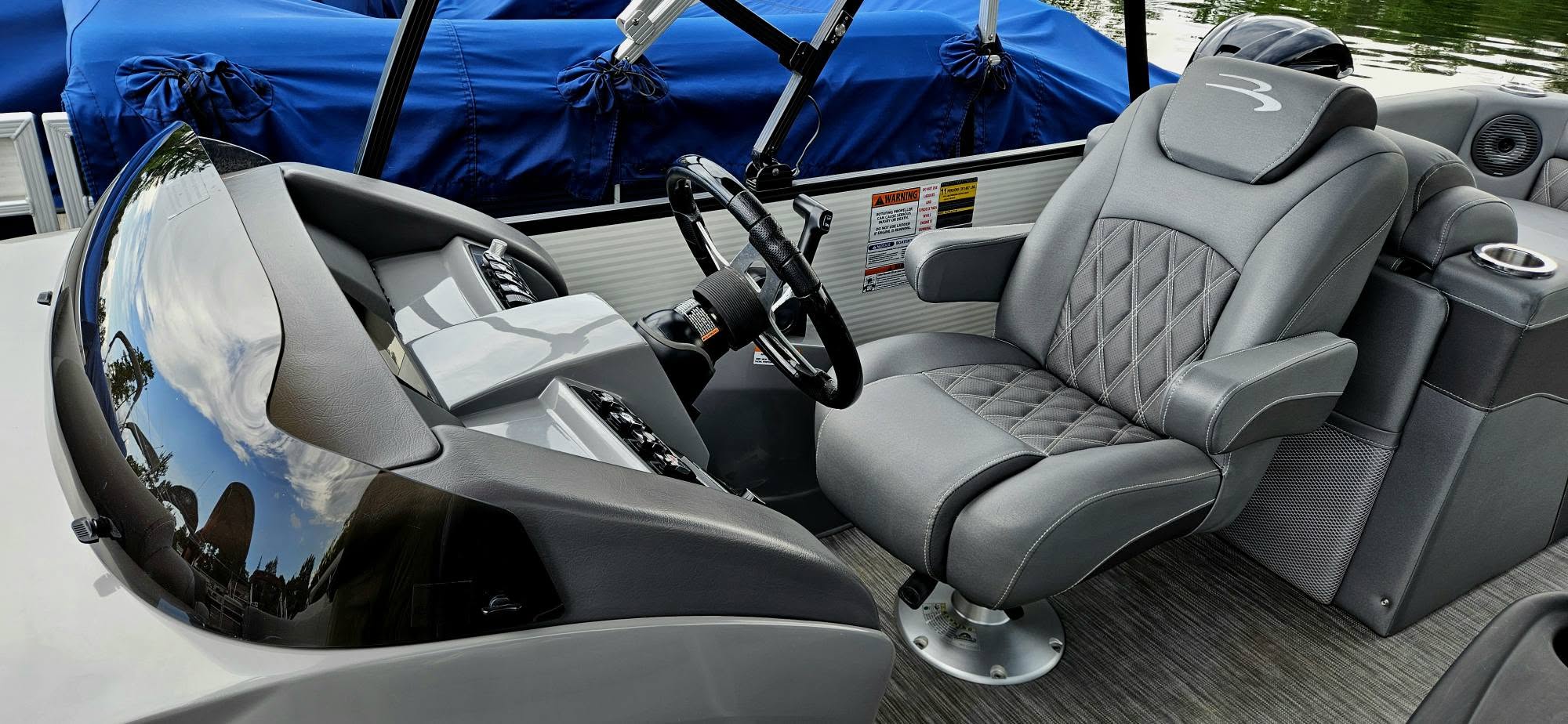 Bennington helm and captain's chair detail